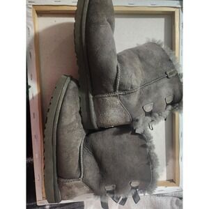 Ugg boots‎